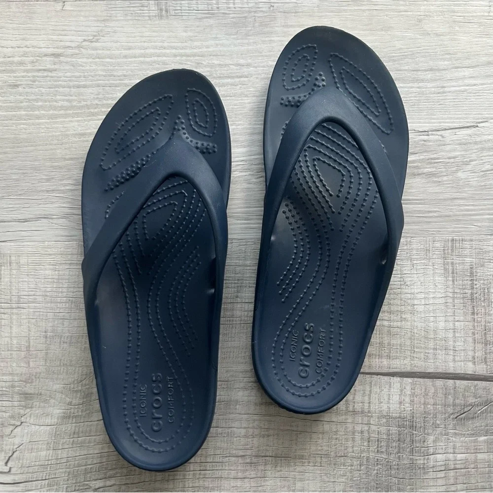 Crocs Women's Kadee II Flip Flop Sandals Navy Blue Pool Shoes Summer Sandals - Picture 3 of 12